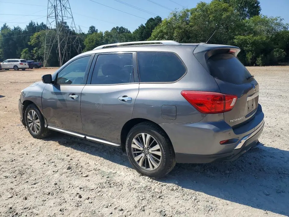2017 NISSAN PATHFINDER SV  