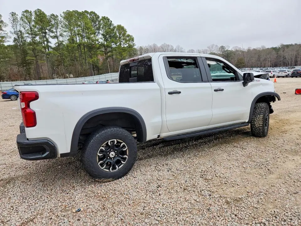 2023 CHEVROLET SILVERADO K1500 ZR2  
