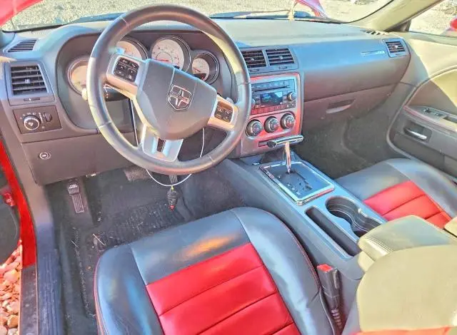 2013 DODGE CHALLENGER R  