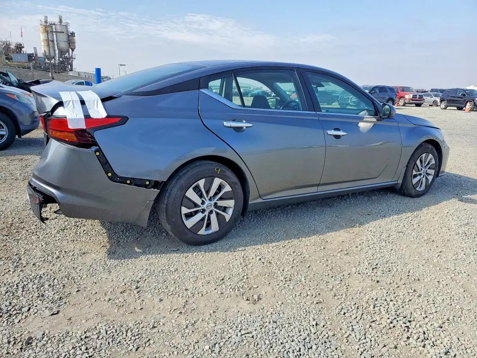2023 NISSAN ALTIMA S  