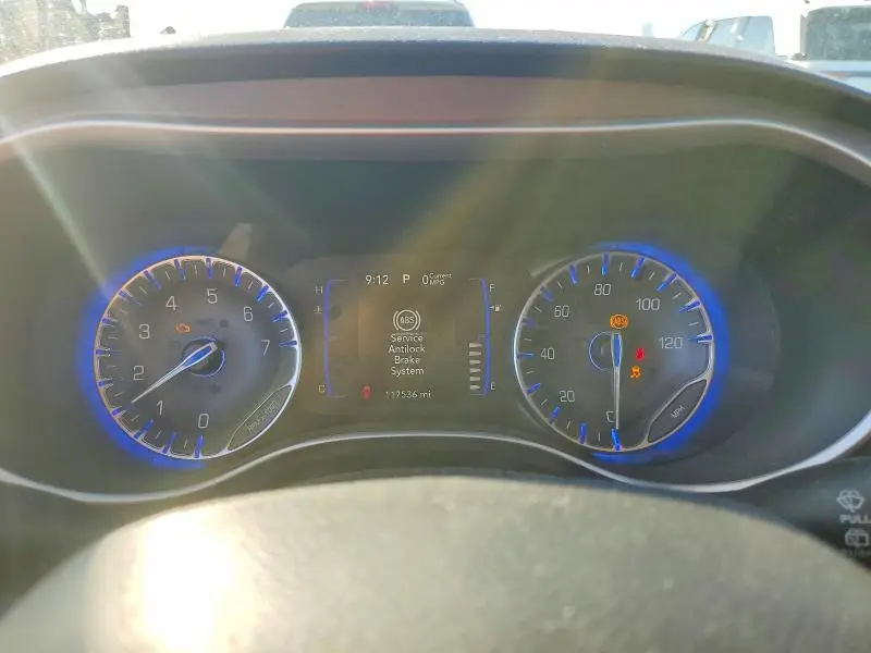 2021 CHRYSLER VOYAGER LXI  