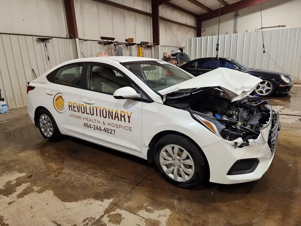 2019 HYUNDAI ACCENT SE  