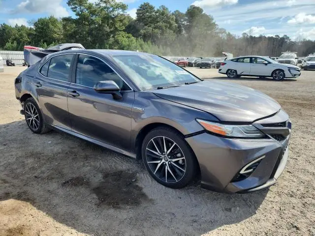 2020 TOYOTA CAMRY LE