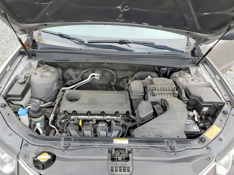 2011 HYUNDAI SANTA FE GLS  
