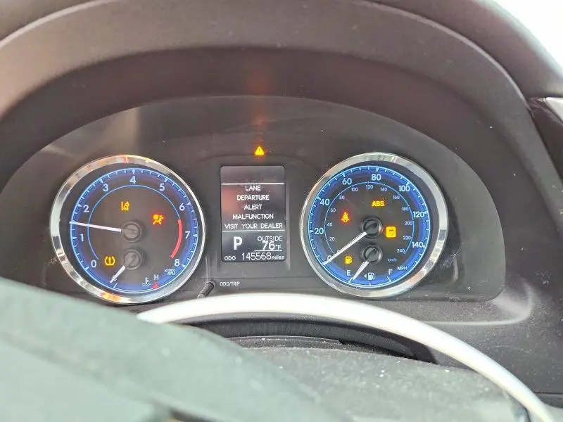 2017 TOYOTA COROLLA LE  
