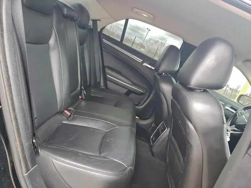 2019 CHRYSLER 300 TOURING  