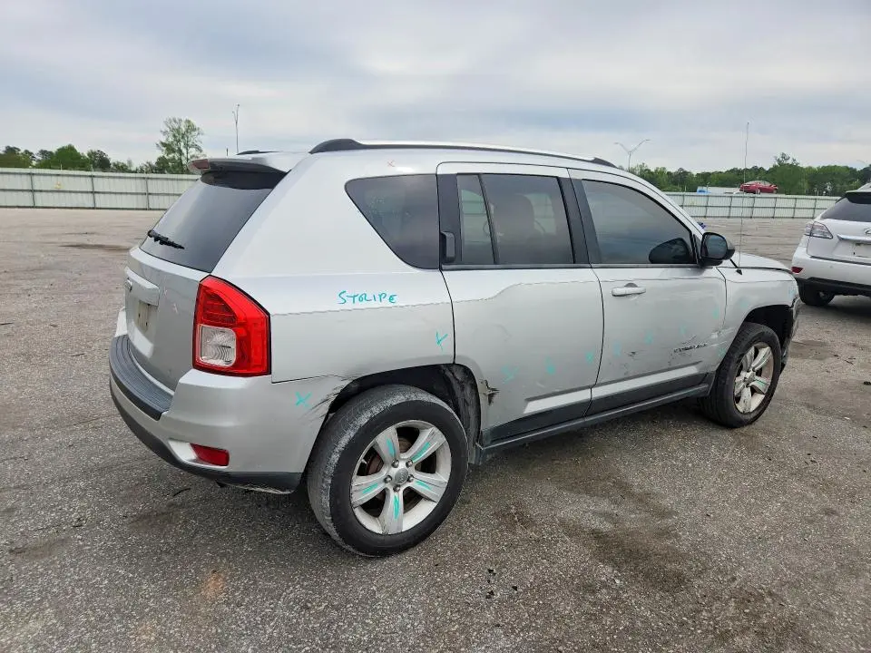 2011 JEEP COMPASS SPORT  