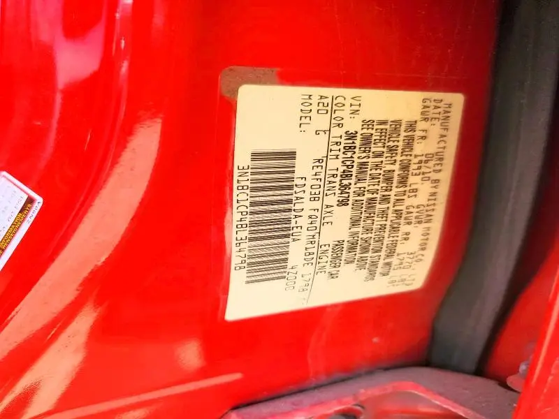 2011 NISSAN VERSA 1.8 S  