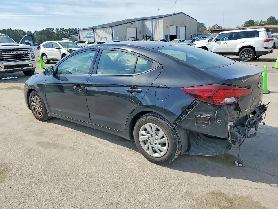 2019 HYUNDAI ELANTRA SE  