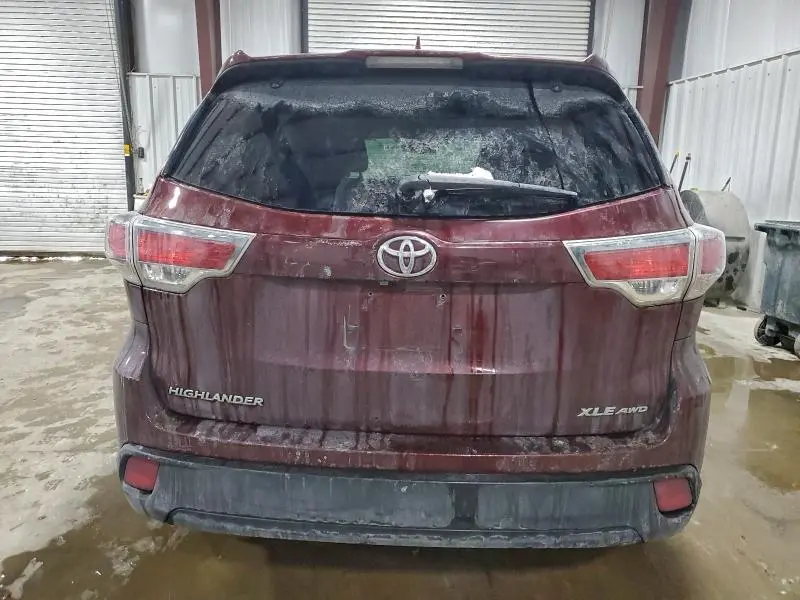 2015 TOYOTA HIGHLANDER XLE  