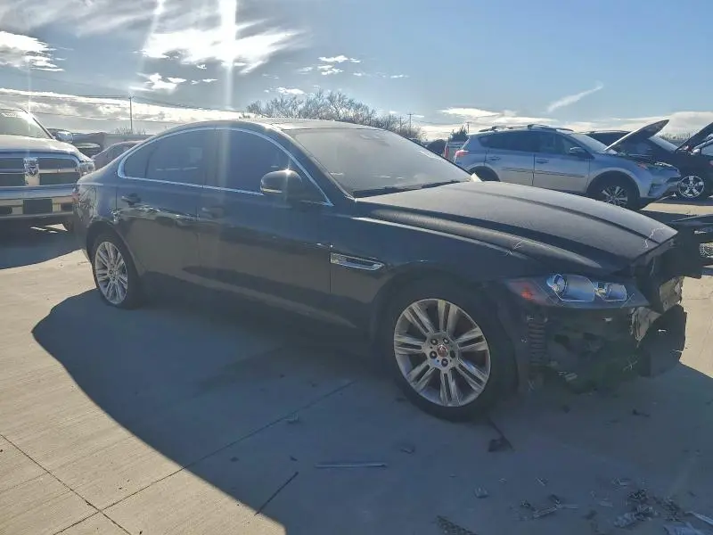 2017 JAGUAR XF PREMIUM  