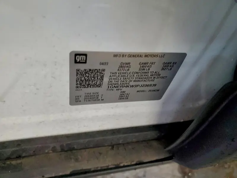 2023 CHEVROLET TRAVERSE LT  