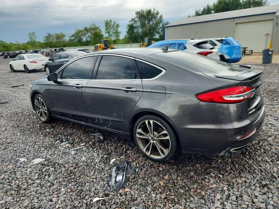 2019 FORD FUSION TITANIUM  