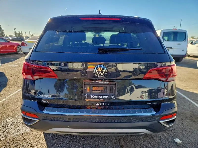 2022 VOLKSWAGEN TAOS SEL  