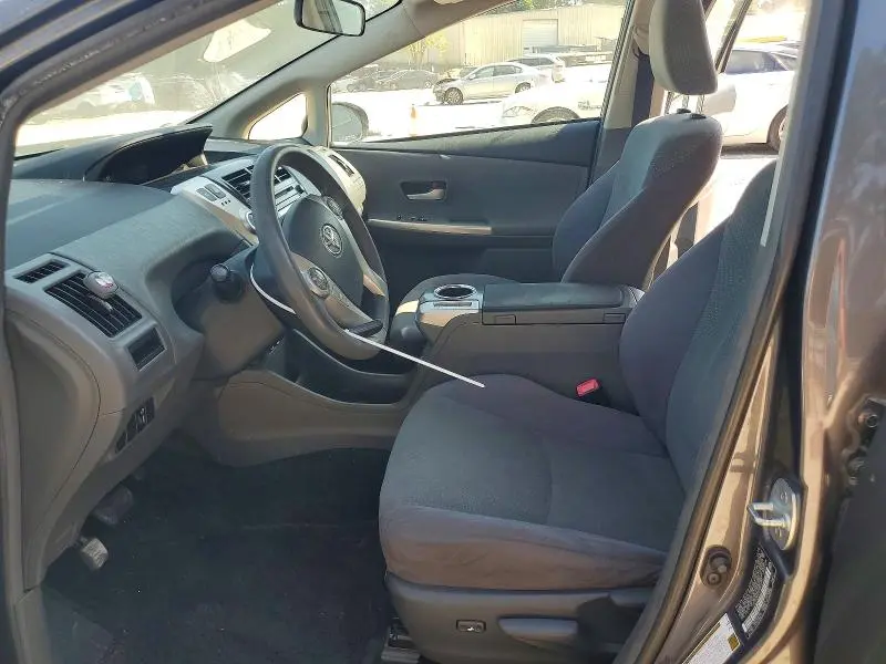 2013 TOYOTA PRIUS V THREE  