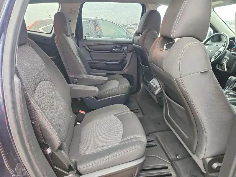 2015 CHEVROLET TRAVERSE LT  