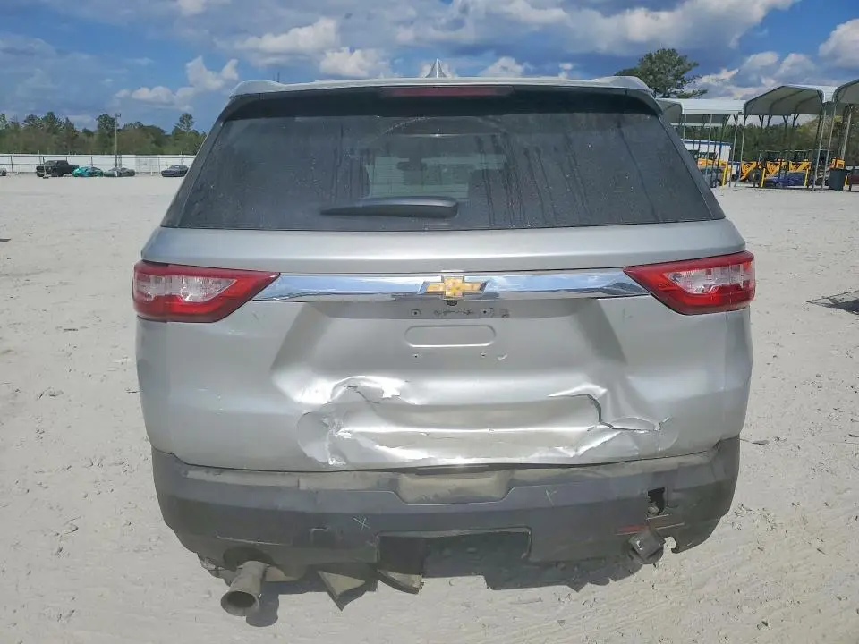 2019 CHEVROLET TRAVERSE LS  