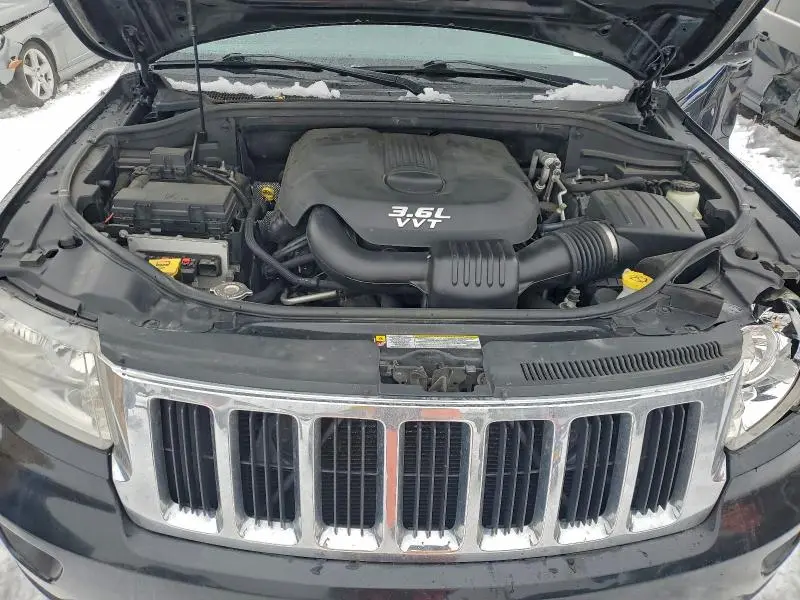 2013 JEEP GRAND CHEROKEE LAREDO  