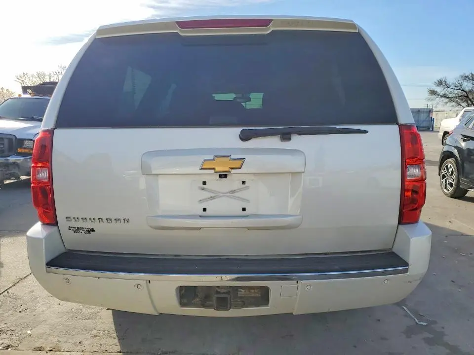 2013 CHEVROLET SUBURBAN K1500 LTZ  