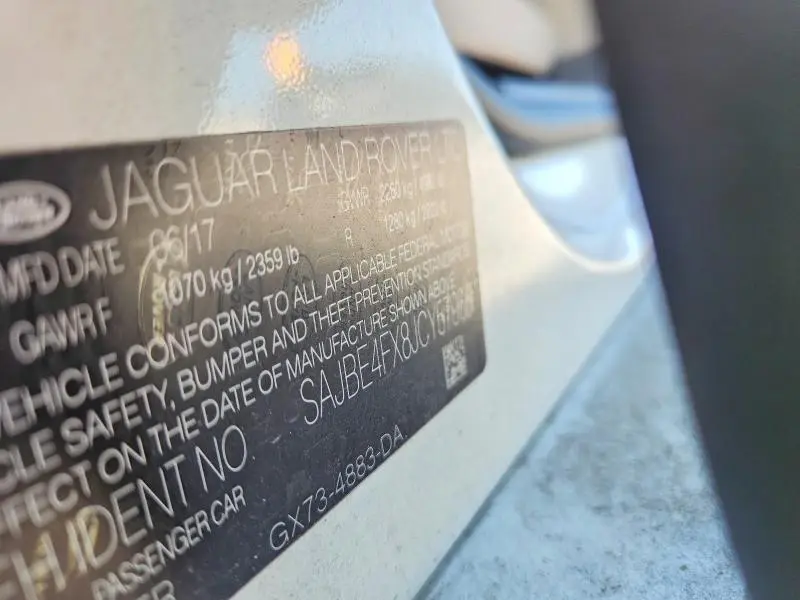 2018 JAGUAR XF PRESTIGE  