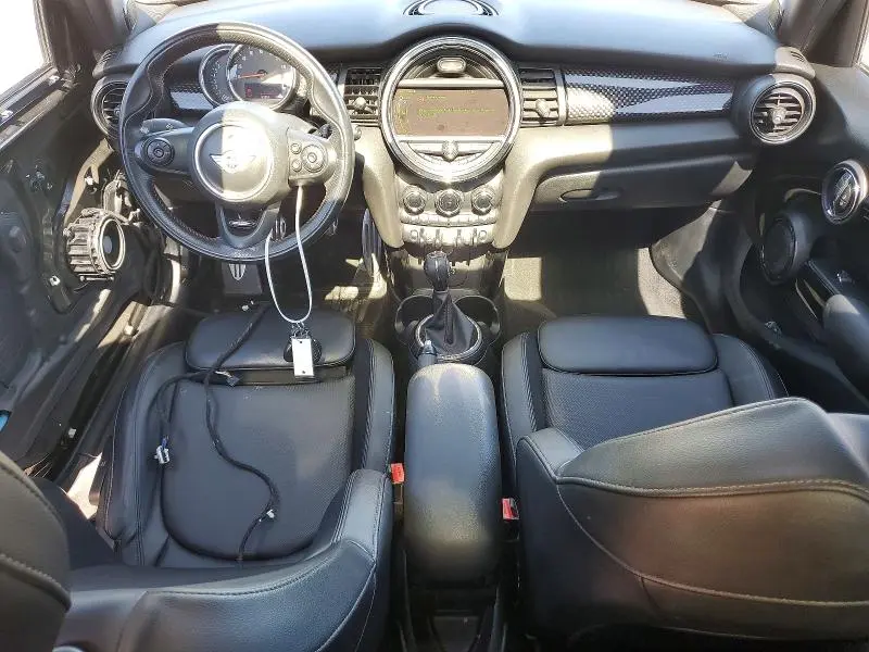 2016 MINI COOPER S  