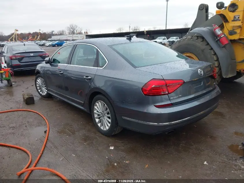 2016 VOLKSWAGEN PASSAT 1.8T SE