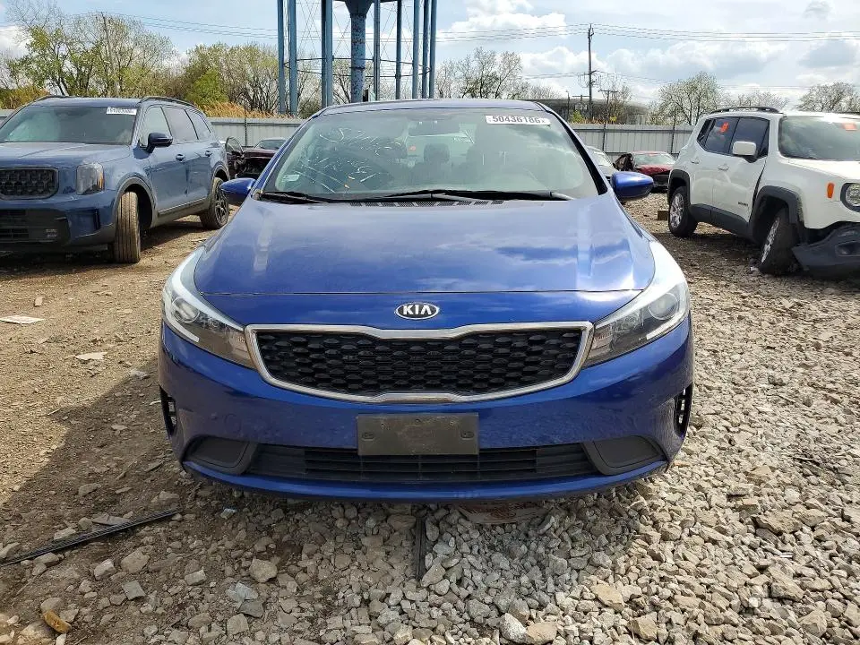2017 KIA FORTE LX  
