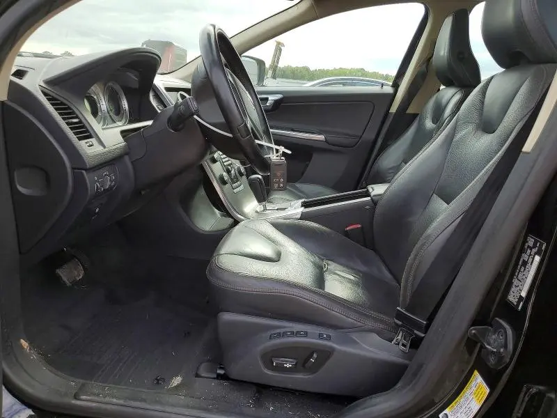 2012 VOLVO XC60 3.2  