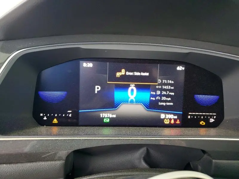 2022 VOLKSWAGEN TIGUAN S  