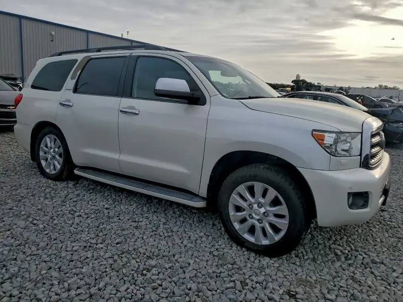 2013 TOYOTA SEQUOIA PLATINUM  