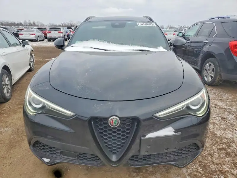 2022 ALFA ROMEO STELVIO TI  