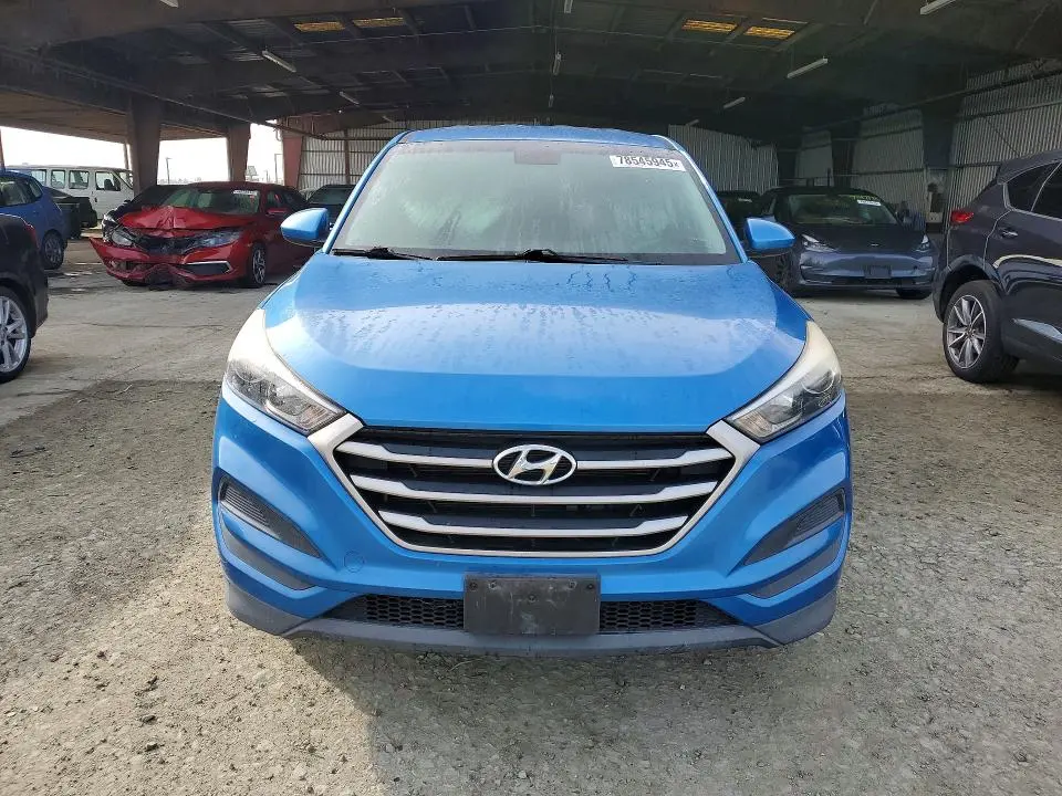 2018 HYUNDAI TUCSON SE  