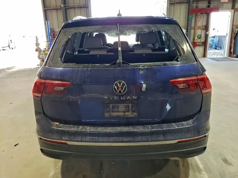 2022 VOLKSWAGEN TIGUAN SE  