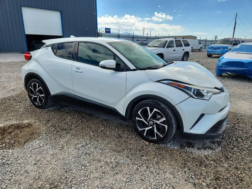 2018 TOYOTA C-HR XLE PREMIUM  
