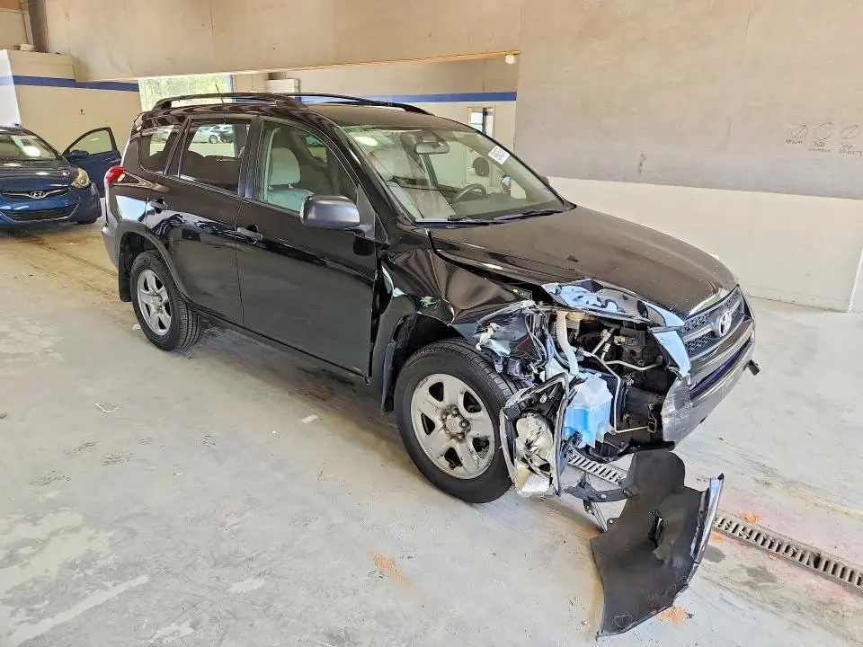 2010 TOYOTA RAV4 BASE  