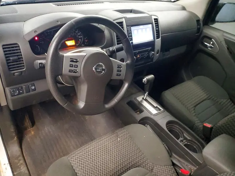 2019 NISSAN FRONTIER SV V6  