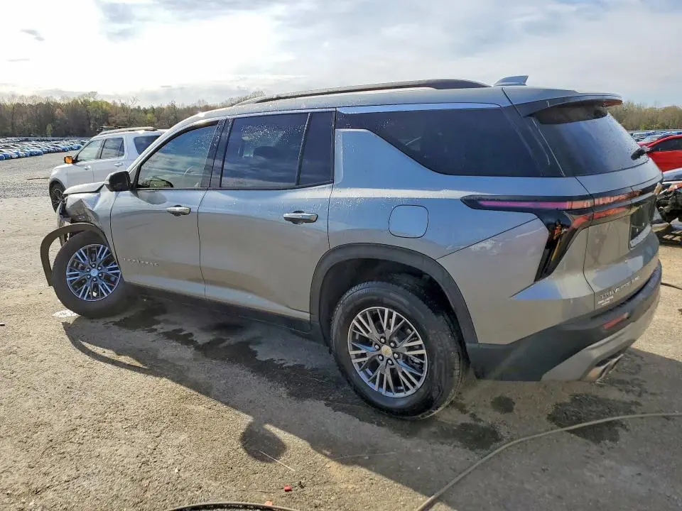 2024 CHEVROLET TRAVERSE LT  