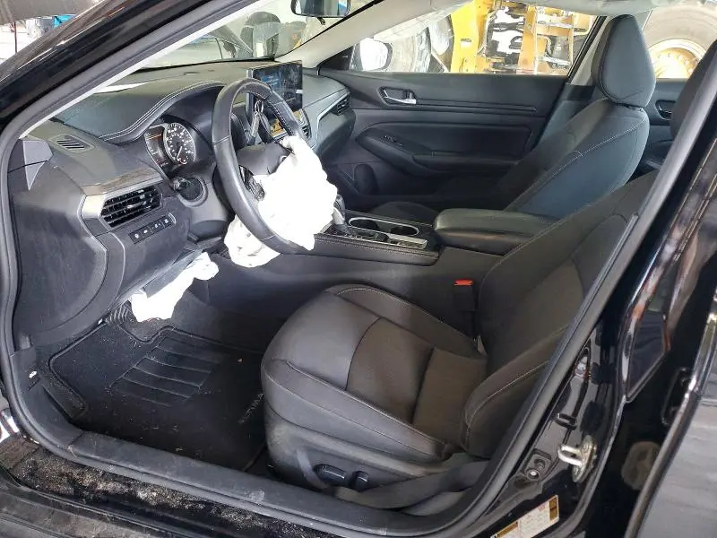 2024 NISSAN ALTIMA SV  