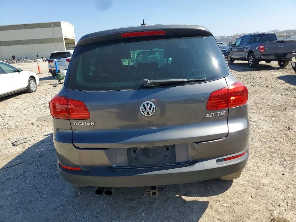 2013 VOLKSWAGEN TIGUAN S  