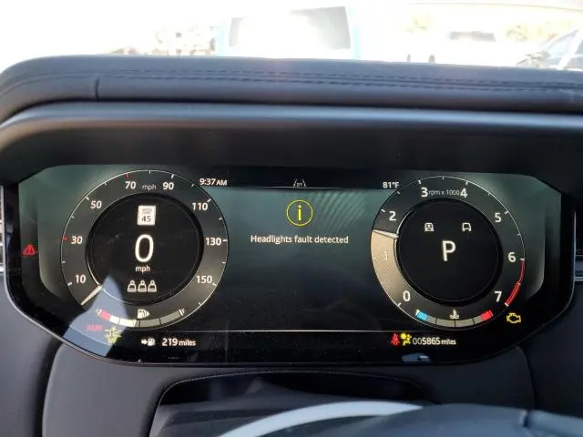 2025 LAND ROVER RANGE ROVER SPORT SE  