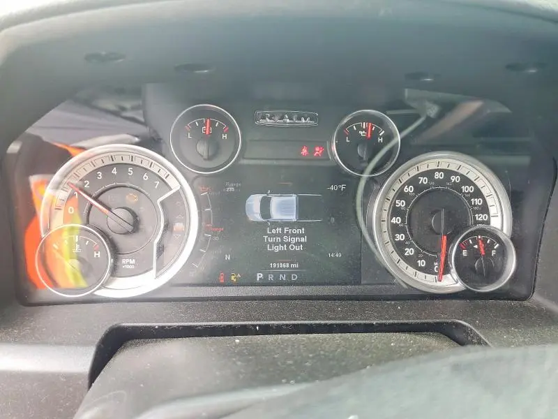 2014 RAM 1500 SLT  