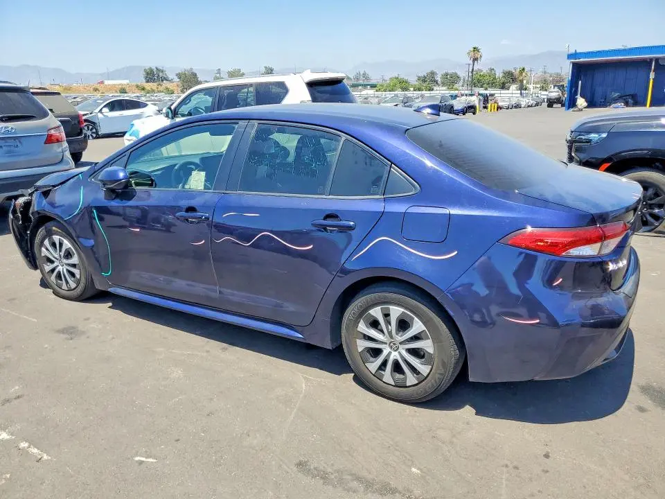 2022 TOYOTA COROLLA LE  