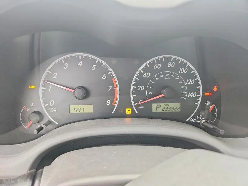2010 TOYOTA COROLLA LE  