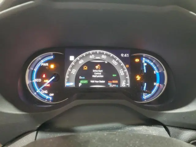 2023 TOYOTA RAV4 XLE  