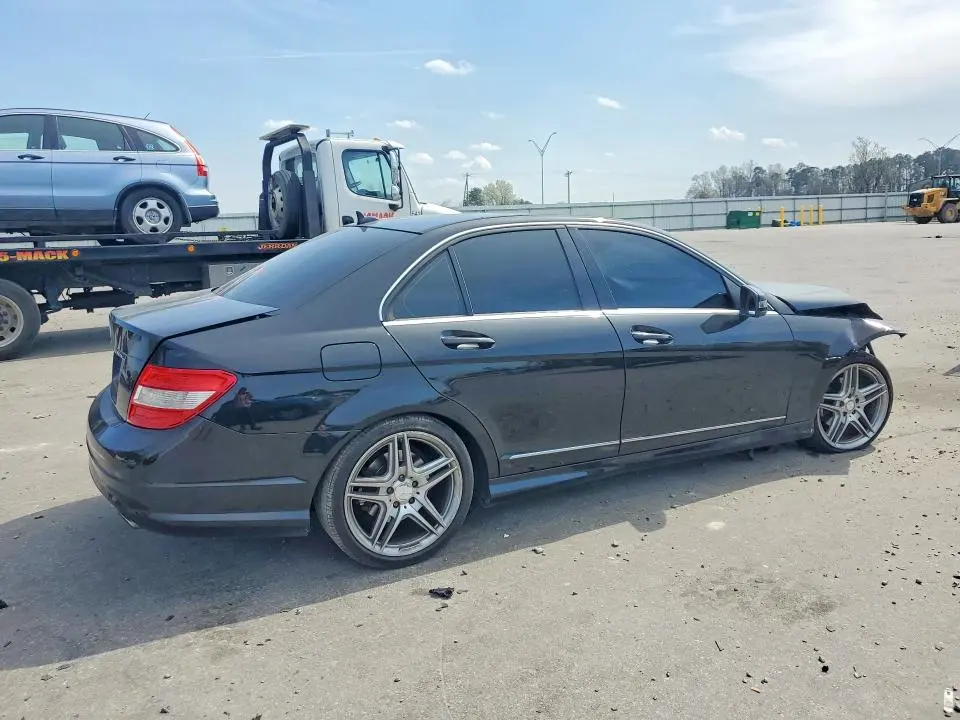 2011 MERCEDES-BENZ C 300  
