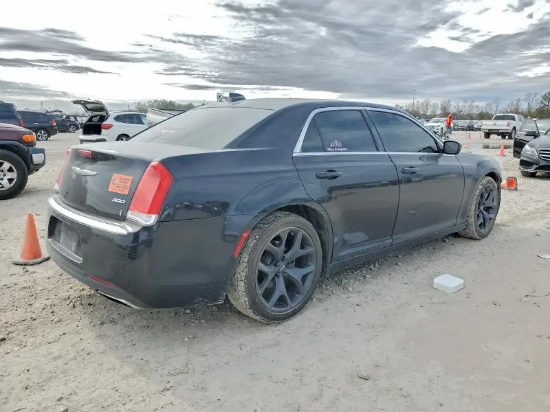 2015 CHRYSLER 300 LIMITED  
