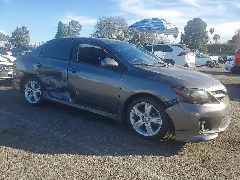 2013 TOYOTA COROLLA BASE  