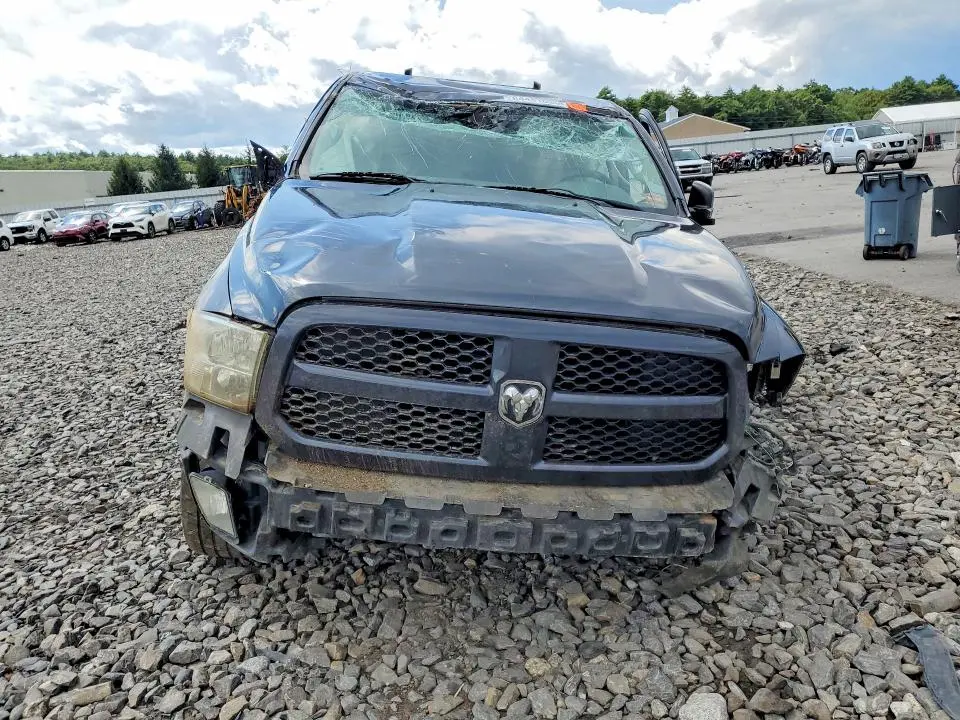 2014 RAM 1500 ST  