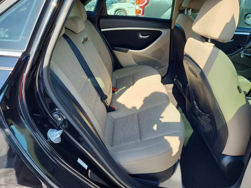 2016 HYUNDAI ELANTRA GT BASE  