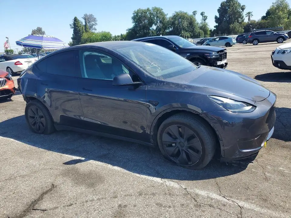 2024 TESLA MODEL Y   